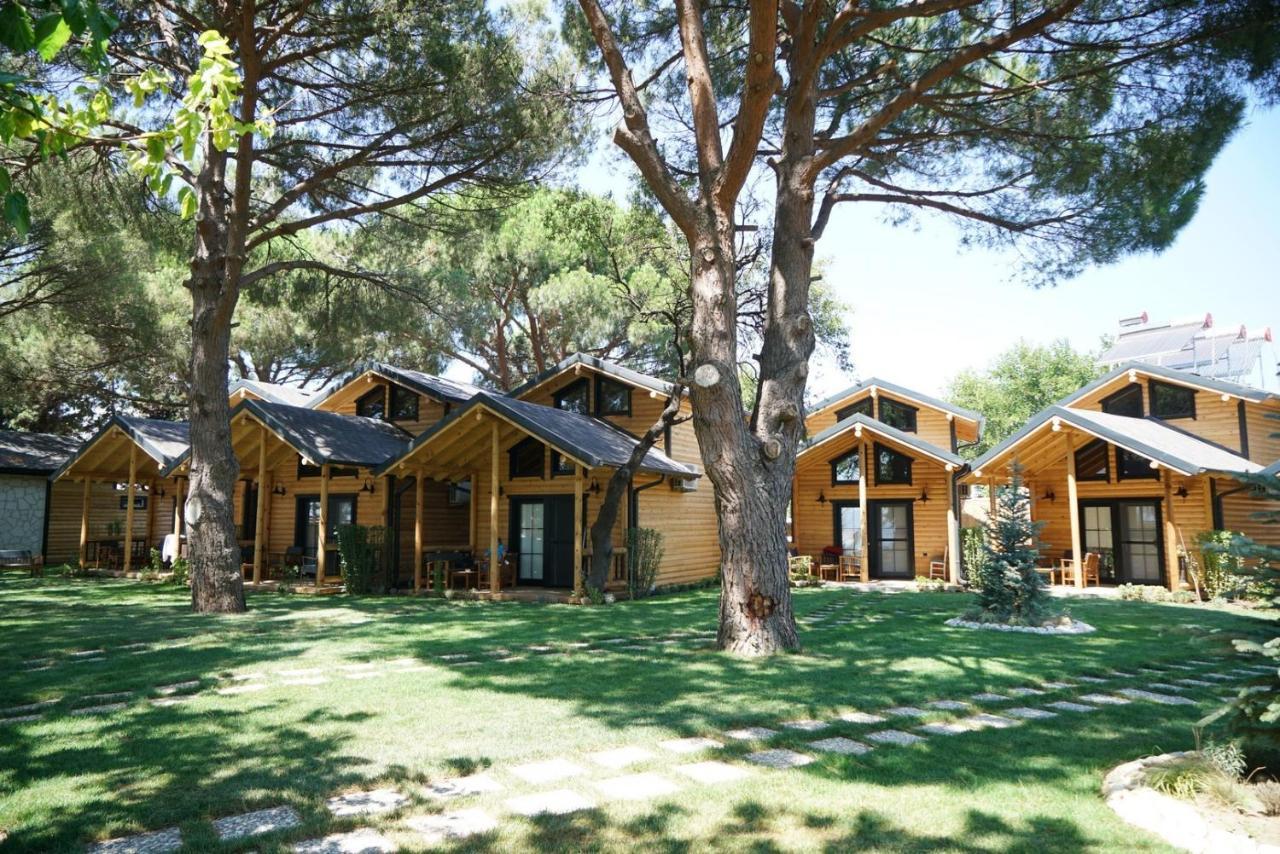 Pino Mar Luxury Bungalows แอร์เดค ภายนอก รูปภาพ