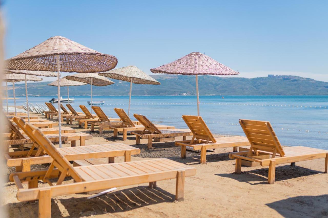 Pino Mar Luxury Bungalows แอร์เดค ภายนอก รูปภาพ