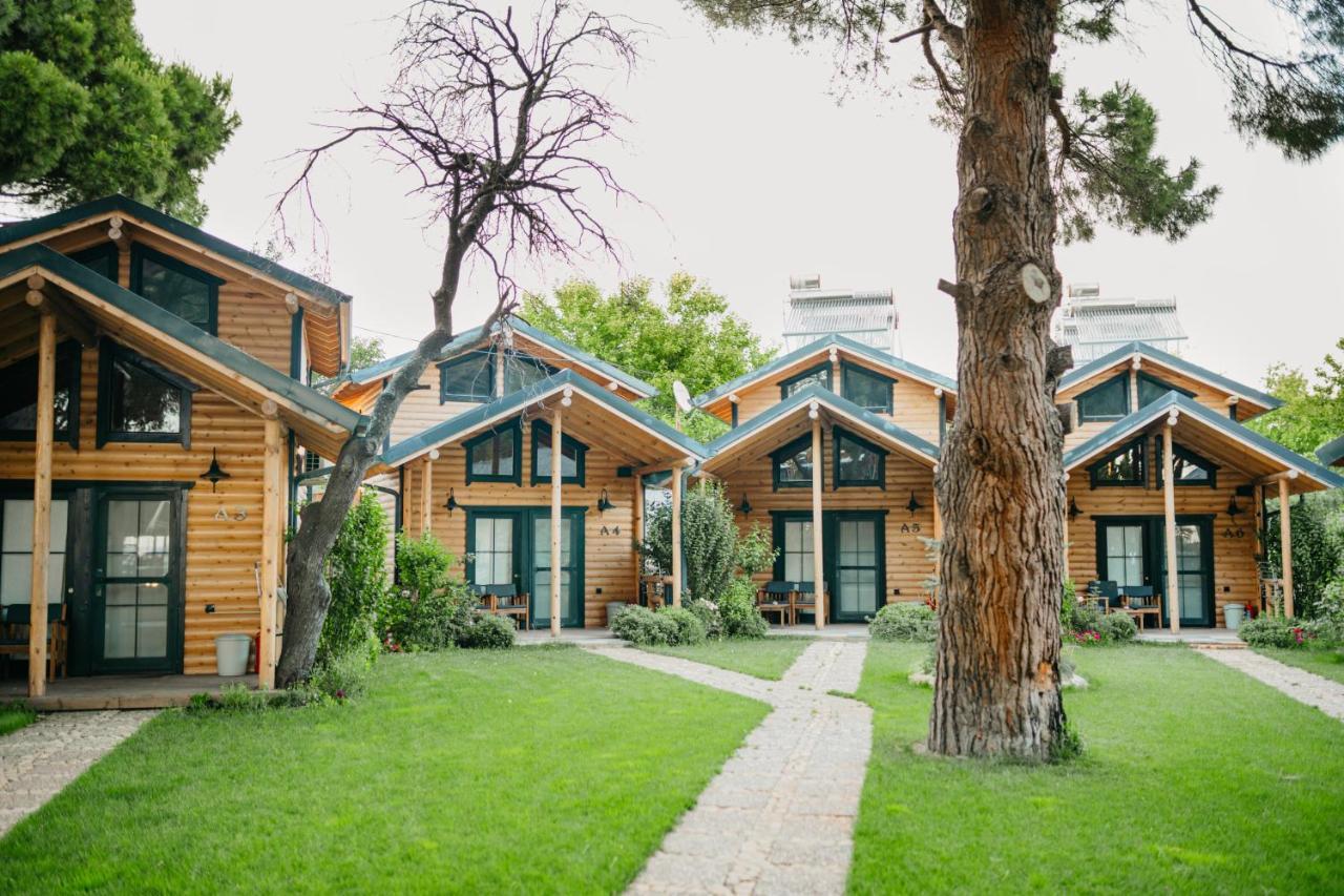 Pino Mar Luxury Bungalows แอร์เดค ภายนอก รูปภาพ